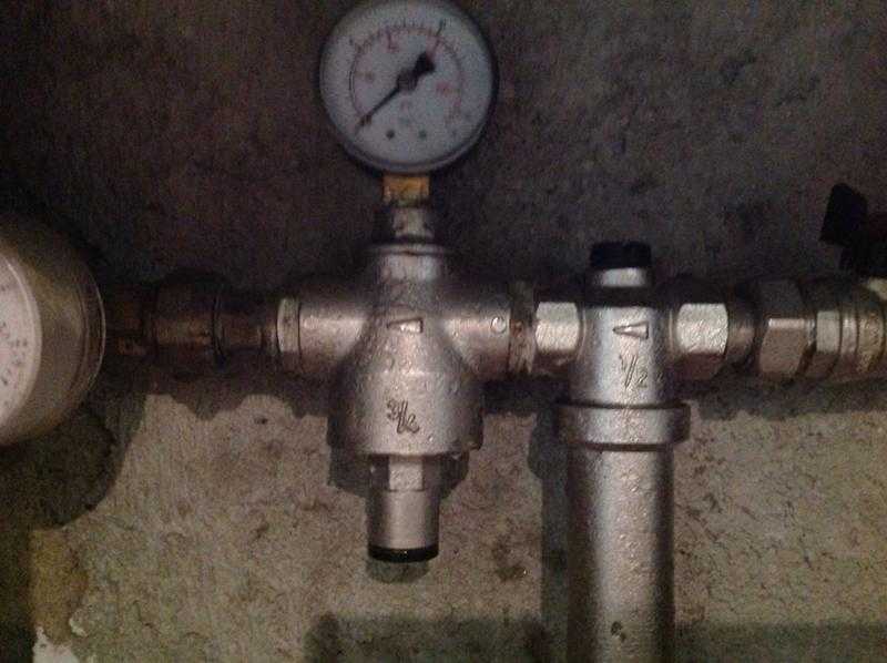  давления воды в системе водоснабжения в квартире фото .
