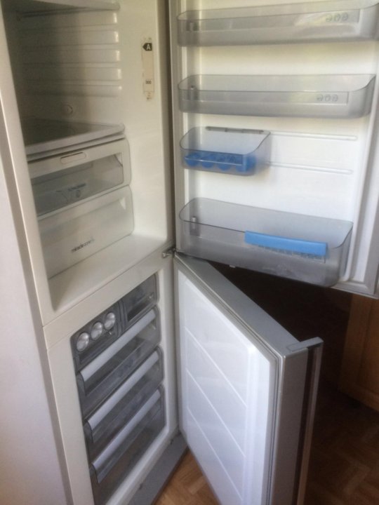 Полки в холодильную камеру