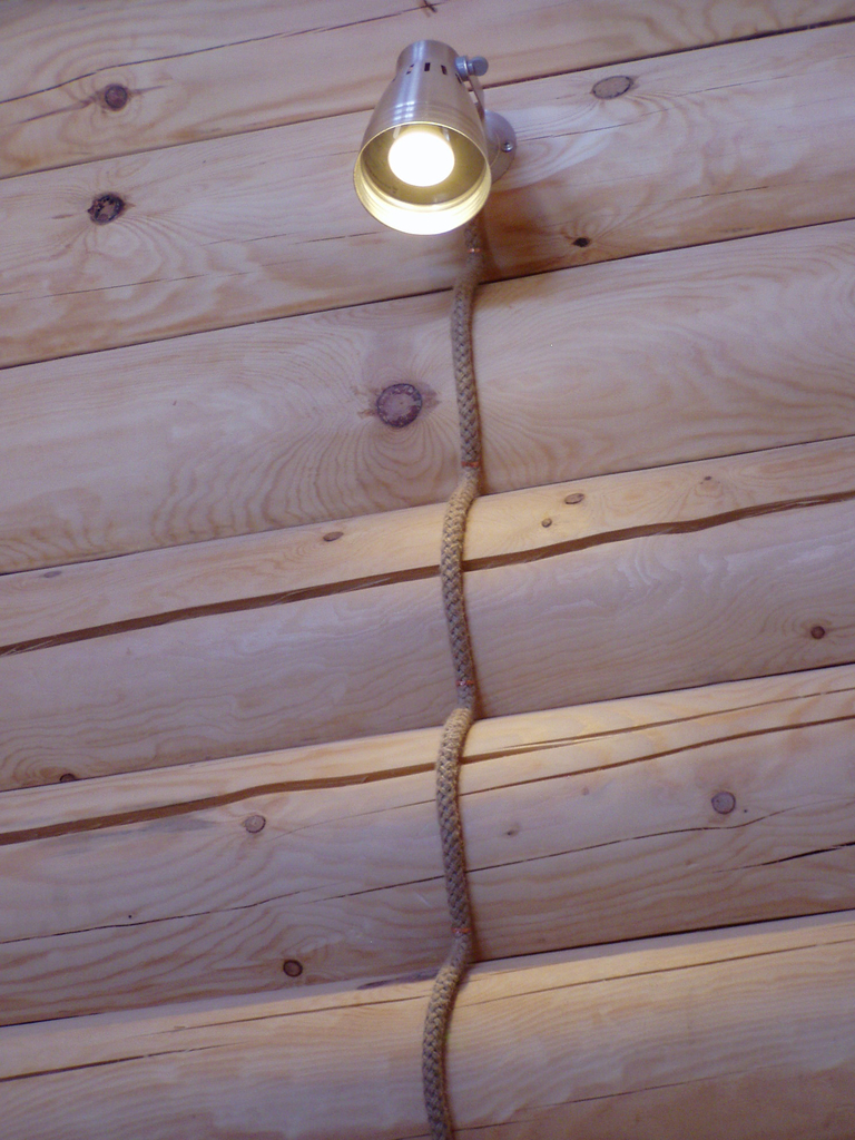 Виды проводки в деревянном доме фото