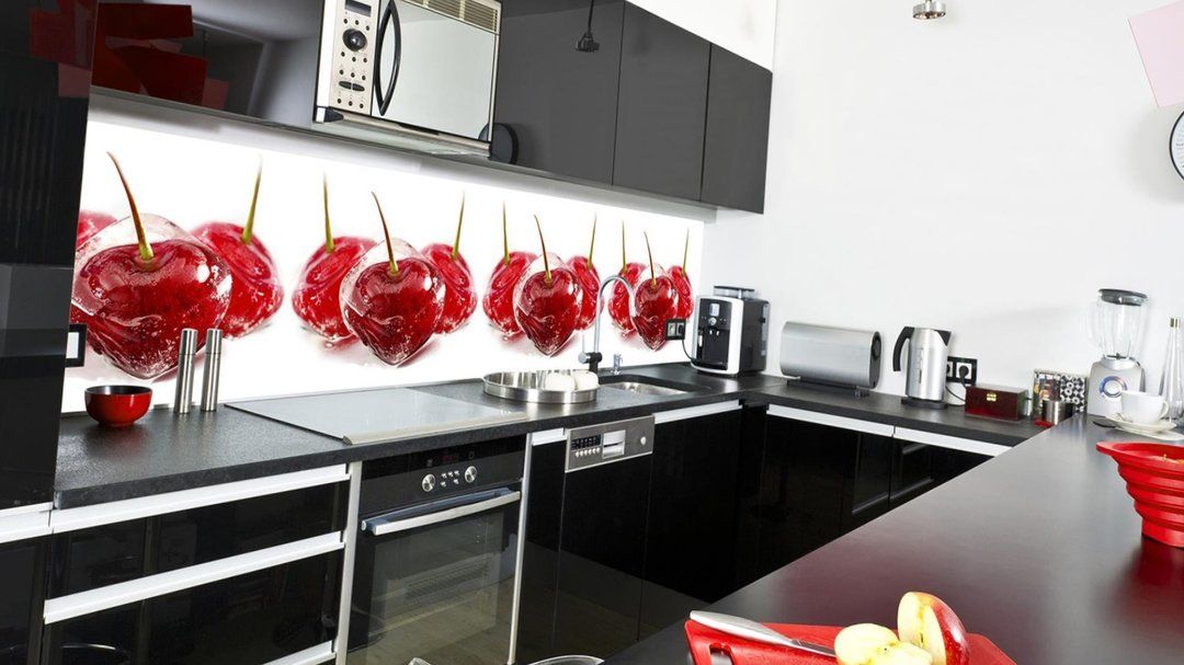 Рабочая стена на кухне из стекла фото: Фартук для кухни из стекла (45 ...