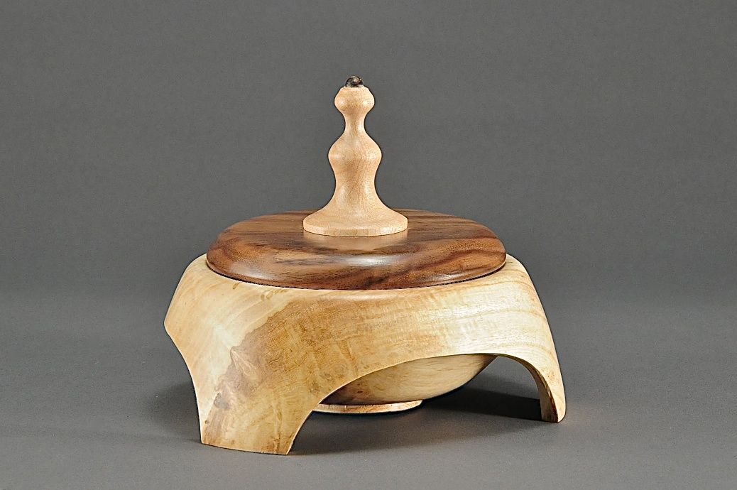 Изделия на токарном станке. Woodturning Швеция. Сувениры на токарном по дереву. Необычные токарные изделия из дерева. Токарные сувениры из дерева.