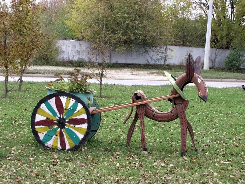 Ослик из дерева своими руками для сада фото