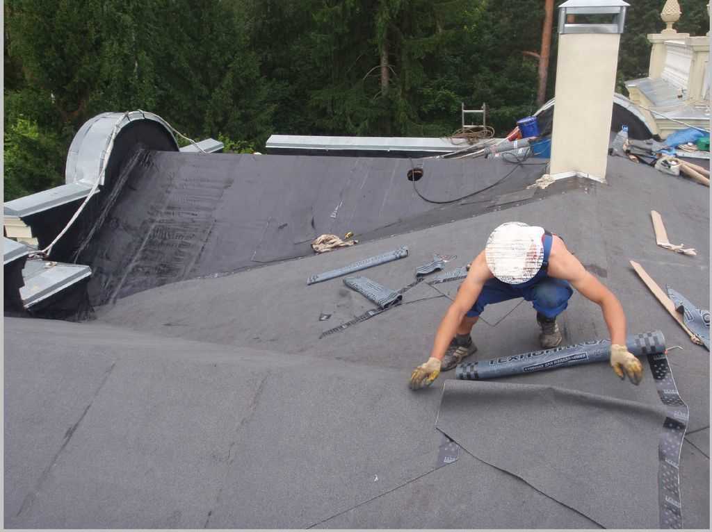 Как покрыть крышу рубероидом