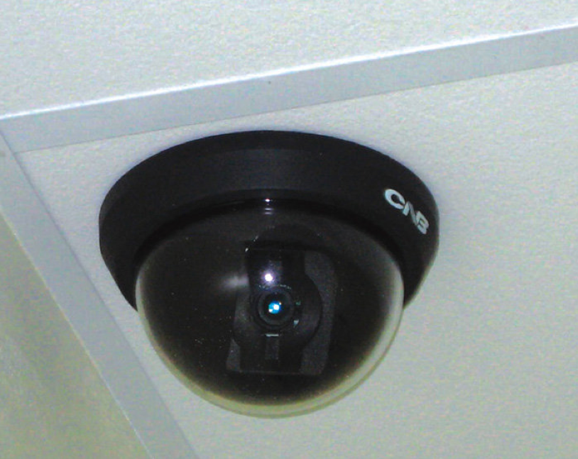 Жена камеру видеонаблюдения. Камера видеонаблюдения внутренняя купольная Beward m-962d. Камера видеонаблюдения Поларис 1091. Купольная камера fd320d. Камера видеонаблюдения 400ас.