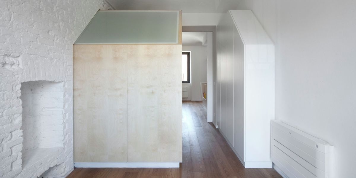 Turin apartment renovation wood volumes on hallway