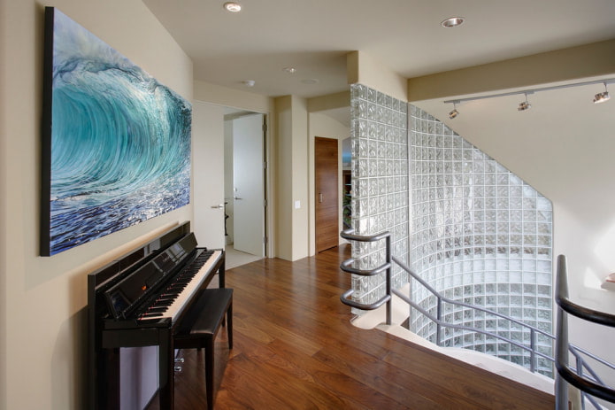 Стены в тон бежевого потолка Стены в тон бежевого потолка