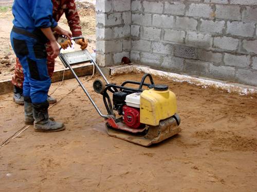 Украшаем вход: крыльцо для частного дома, фото и особенности разных конструкций