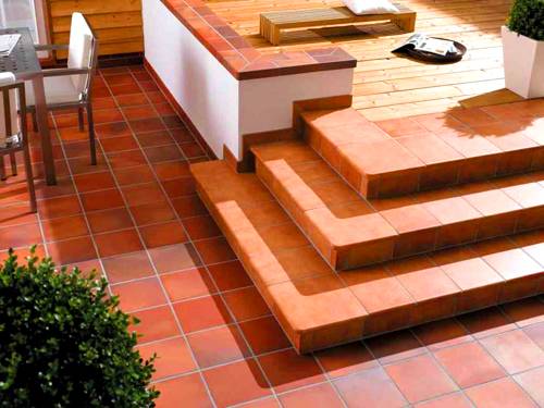 Украшаем вход: крыльцо для частного дома, фото и особенности разных конструкций