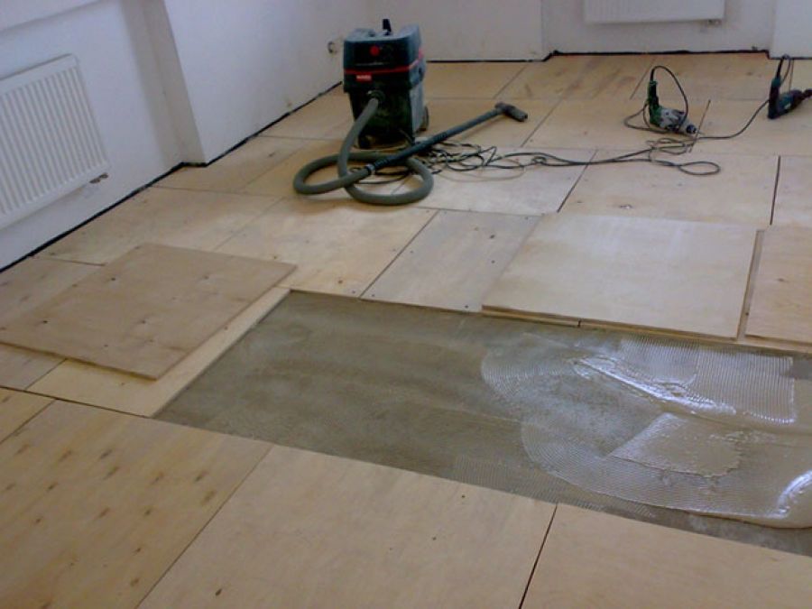 Фанера под линолеум на бетонный пол: укладка на деревянный и бетонный .