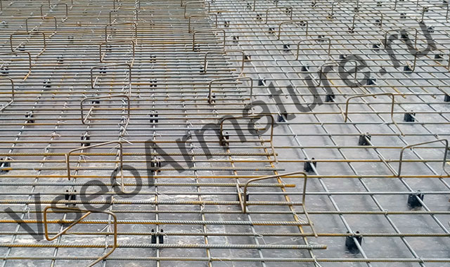 расстановка лягушек на плите перекрытия