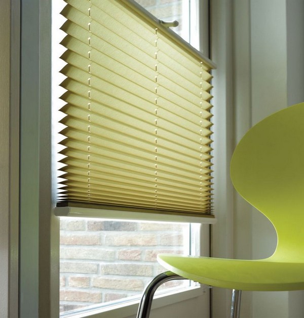 Blinds-Pleated to the balcony