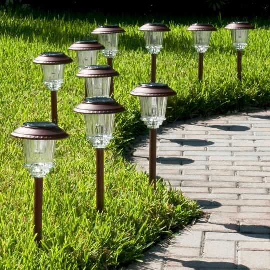 Дачный светильник на солнечных батареях – Уличные садовые светильники .