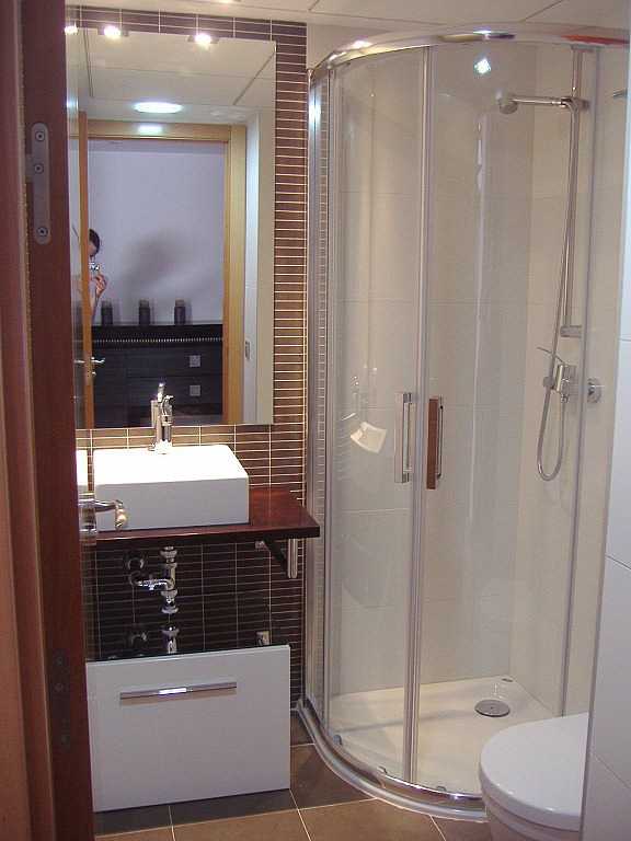 Ванны душевые кабины мебель ванной комнаты ванны
