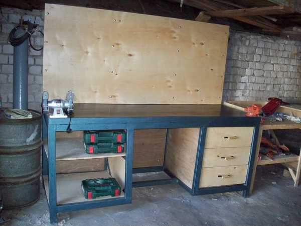 Откидной сварочный стол в гараже своими руками