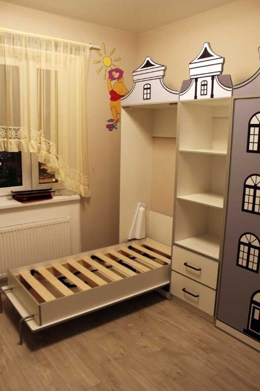 Кровать встроенная в шкаф для детской