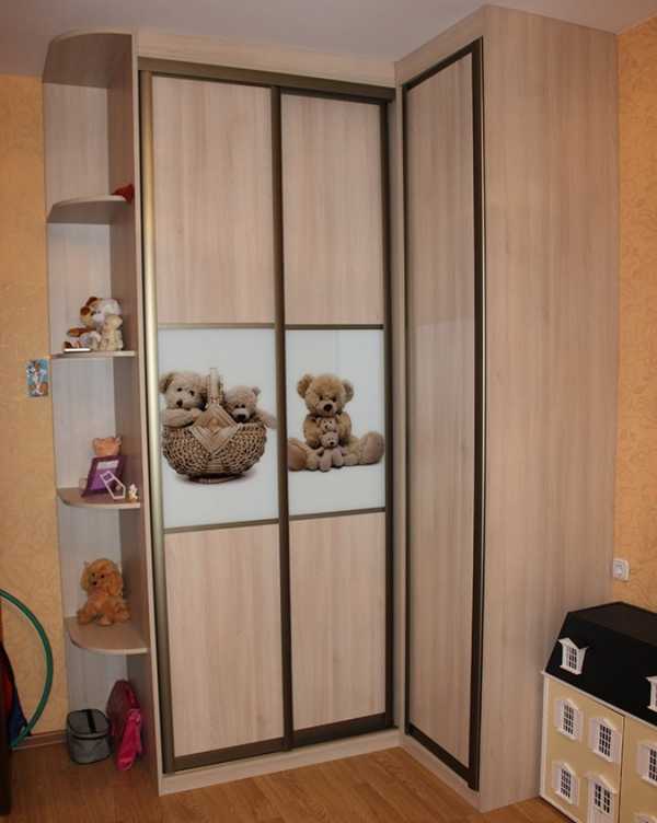 Шкаф для одежды на двоих детей